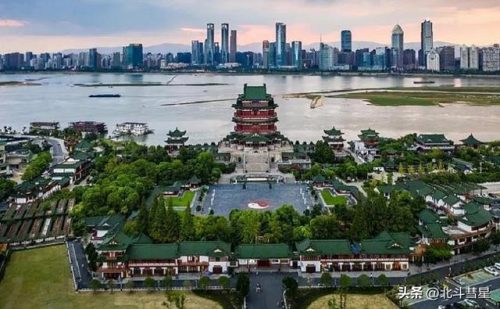南昌古老豪宅排名前十(南昌十大豪宅区)插图14