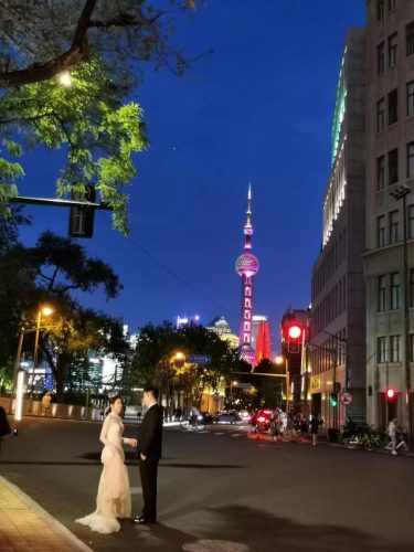 外景婚纱照片欣赏(外景婚纱照哪里拍最好)插图4