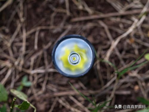 强光手电什么牌子好(三大公认最好的手电筒)插图68