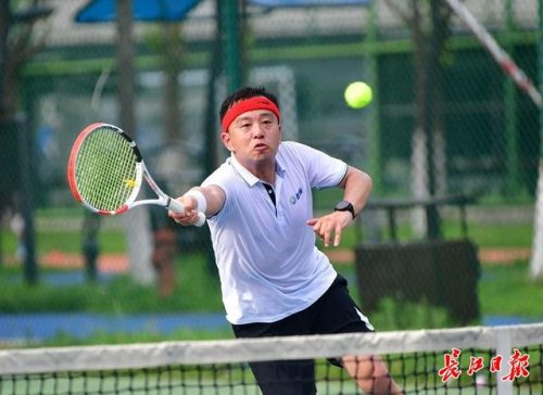 武昌网球班排名前十(武汉体育学院网球学院)插图1