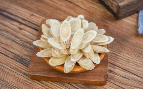 阿胶参芪酒(阿胶参芪酒请客吃饭可以喝吗)