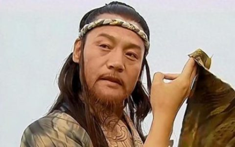 笑傲江湖岳不群自宫(笑傲江湖林平之大战余沧海)