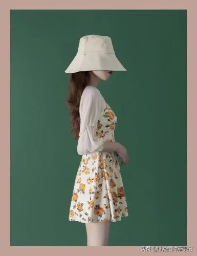女装泳衣(比线还细的三点式泳衣叫什么)插图15