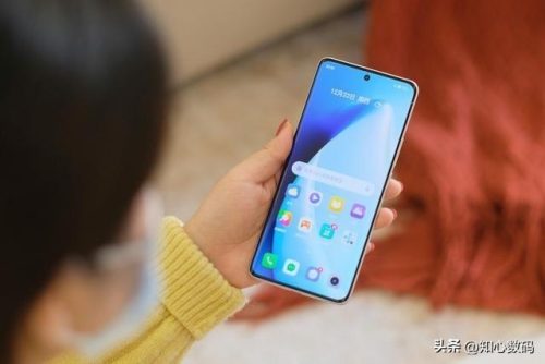 1000左右的智能手机(1000元左右智能手机)插图1