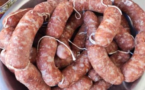 腊肠制作方法和配方(腊肉的腌制方法和配料)