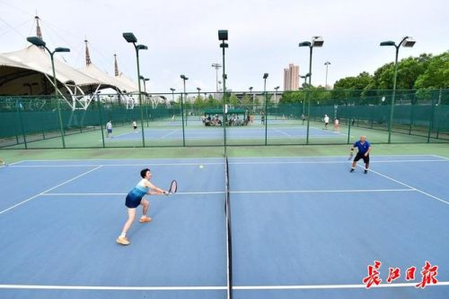 武昌网球班排名前十(武汉体育学院网球学院)插图2