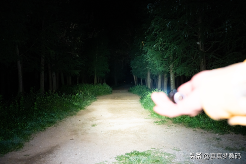 强光手电什么牌子好(三大公认最好的手电筒)插图39