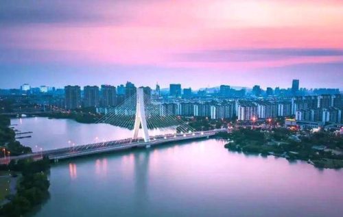 晋江消费总额排名前十(中国消费低的城市排名)插图3