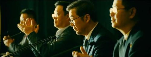 于和伟一家三口(于和伟老家是哪里人)插图1