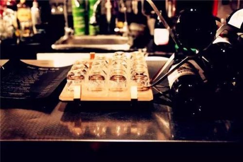 天津廉价酒吧排名前十(天津哪个酒吧比较好玩)插图15