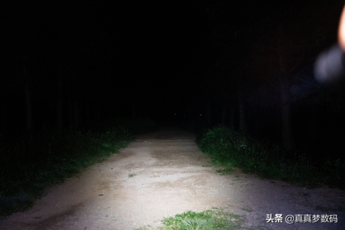 强光手电什么牌子好(三大公认最好的手电筒)插图53