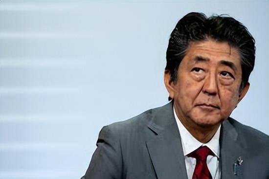 安培晋三简介(安倍晋三什么教派)插图