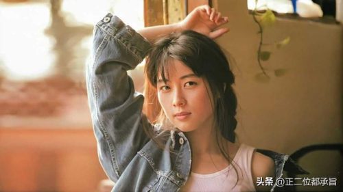 坂井泉水的个人资料简介(山口百惠身高有多高)插图19