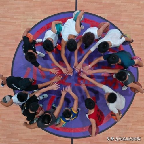 少儿篮球厂家排名前十(少儿篮球宣传图片)插图1