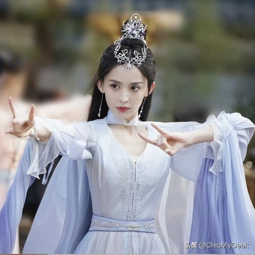 古风美人演技排名前十(古风红衣美人)插图6