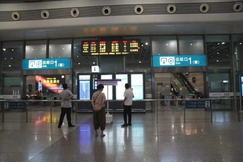 上海虹桥站(上海迪士尼到上海哪个高铁站近)插图6