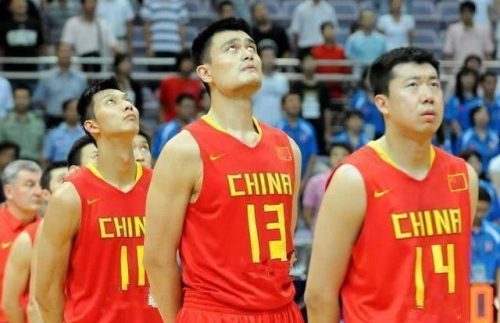 明星舞台高手排名前十(明星穿高跟凉鞋在春晚舞台上表演)插图