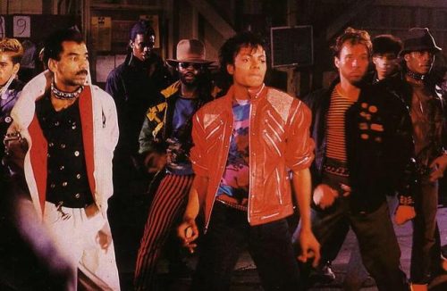 thriller 歌词(thriller舞蹈完整版)插图20