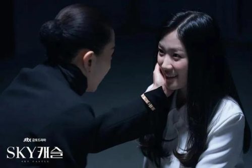 好看韩剧推荐(netflix必看十部韩剧)插图20