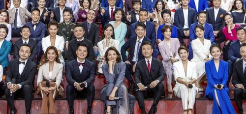 cctv2主持人(cctv2主持人全部名单)插图1