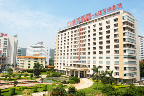哪家整形医院技术好(艾美整形医院事件)插图1