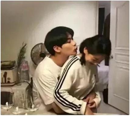 初夜注意事项(男人第一次摸女人的手紧张么)插图