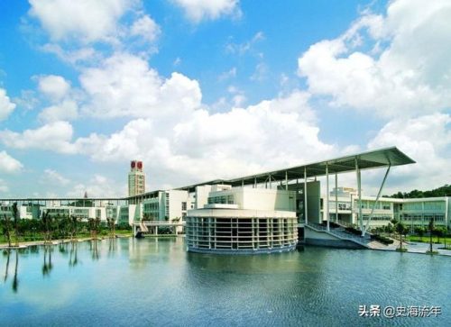 深圳大学(深大学费一年多少钱)插图8