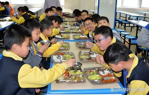重庆初中伙食排名前十(重庆星光初中怎么样)插图5