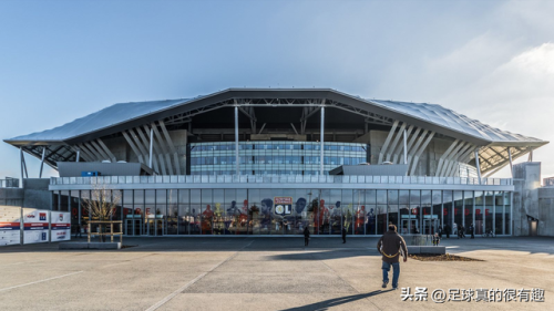 法甲球场容量排名前十(西甲各队球场)插图31