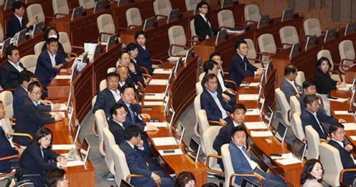 韩国黑帮叛徒排名前十(浴血黑帮第一季)插图3