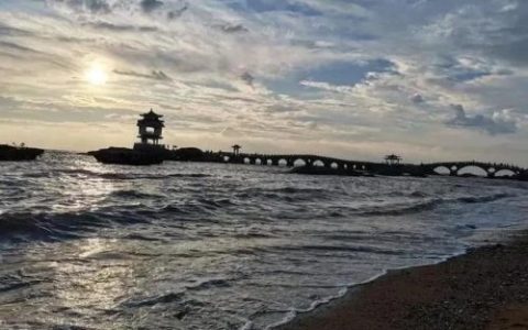 兴城旅游景点(兴城温泉包吃住50元)