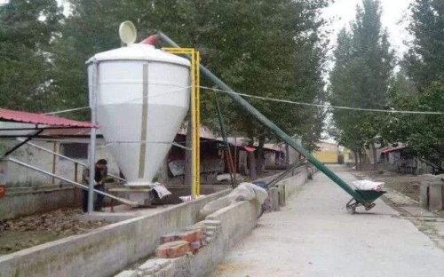 全自动化养猪设备(自动化养猪设备多少钱一套)插图