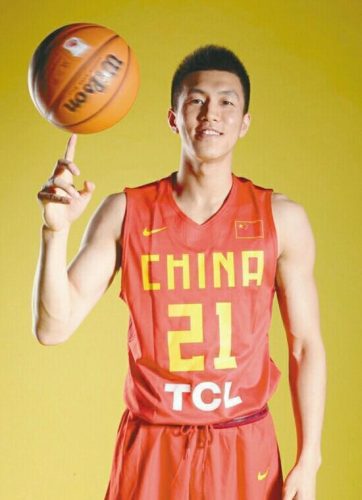 篮球新星帅哥排名前十(最火的篮球明星)插图8