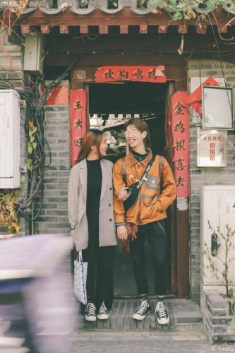 情侣艺术照(女性艺人写真大片)插图
