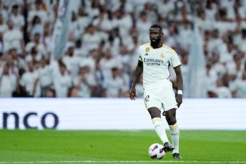 现役欧洲后卫排名前十(fifa19后卫排名)插图5
