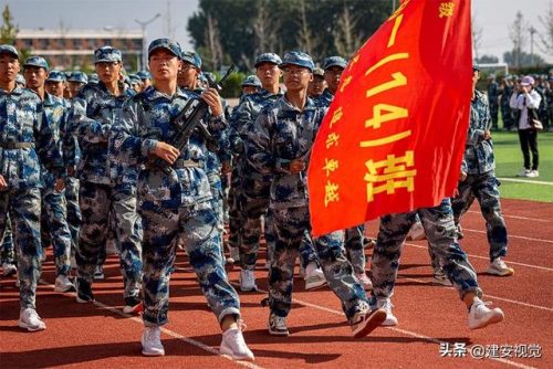 安阳军训排名前十小学(安阳最差的小学排名)插图