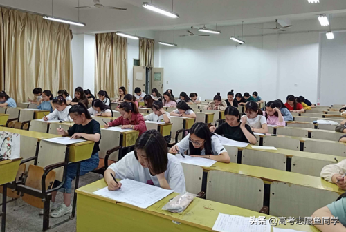 中学排名前十的专业(言蹊中学有啥专业)插图4