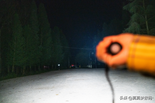 强光手电什么牌子好(三大公认最好的手电筒)插图27