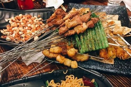 伊通烤肉加盟排名前十(伊通特色烧烤城怎么样)插图1