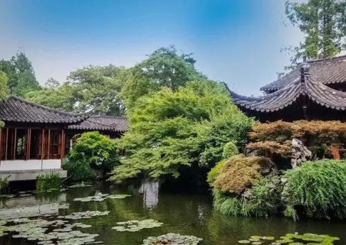 不堪卒读(什么忍卒读是哪个成语)插图2