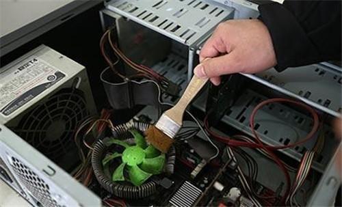 电脑清洁(电脑清洁液能不能直接喷电脑)插图