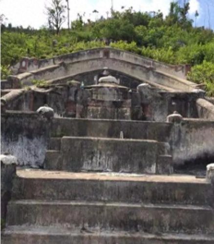 高州十大名坟排行榜(高州市十大名坟)插图1