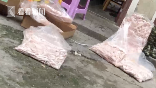 网红凤爪厕所烹煮(网红鸡爪好难吃)插图