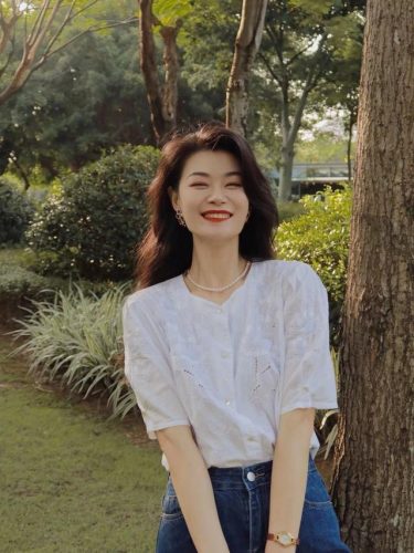 脸大剪什么发型好看图片(适合胖女孩的扎头发发型)插图18