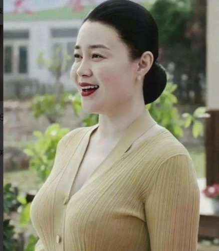 关婷娜个人资料(中戏明星名单大全最新)插图18