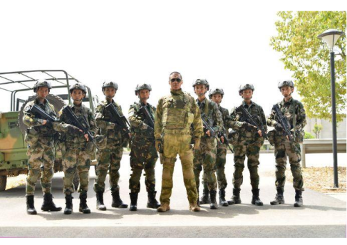 特种兵之火凤凰演员表(特种部队1演员表简介)插图15