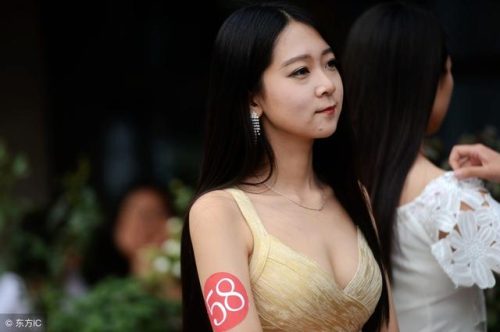 女人是老虎歌词(山下的女人是老虎典故)插图1
