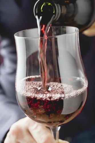 中国十大红酒品牌排行榜(中国红酒排名一览表)插图1