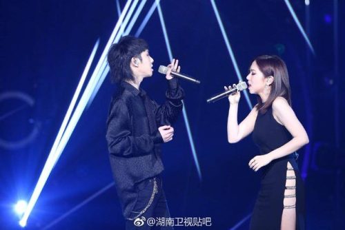 最佳合作曲排行榜(十大合唱歌曲)插图2