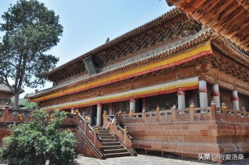 青海寺庙景点排名前十(青海四大寺院)插图
